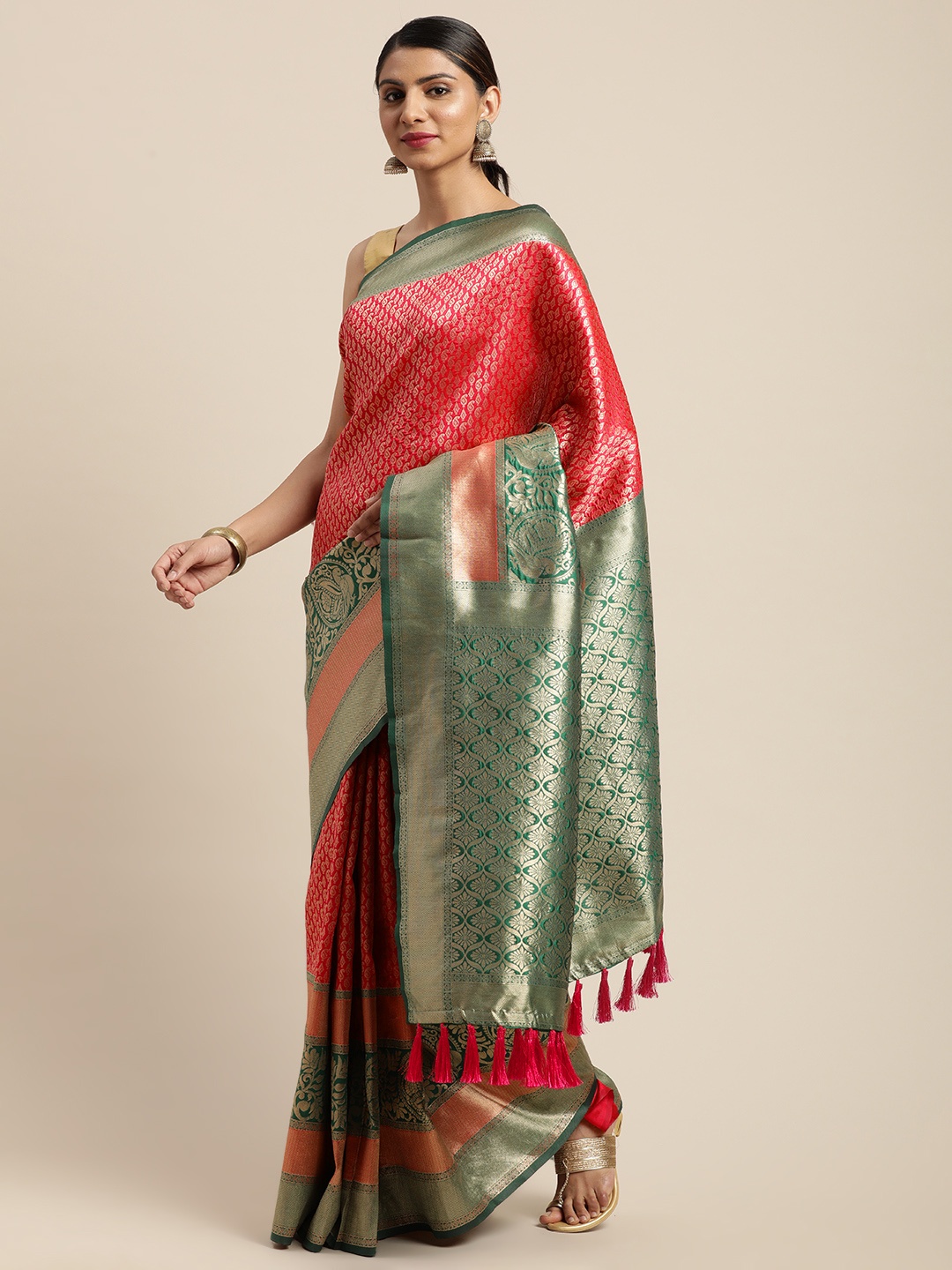 

VASTRANAND Peach-Coloured & Gold-Toned Woven Design Banarasi Saree