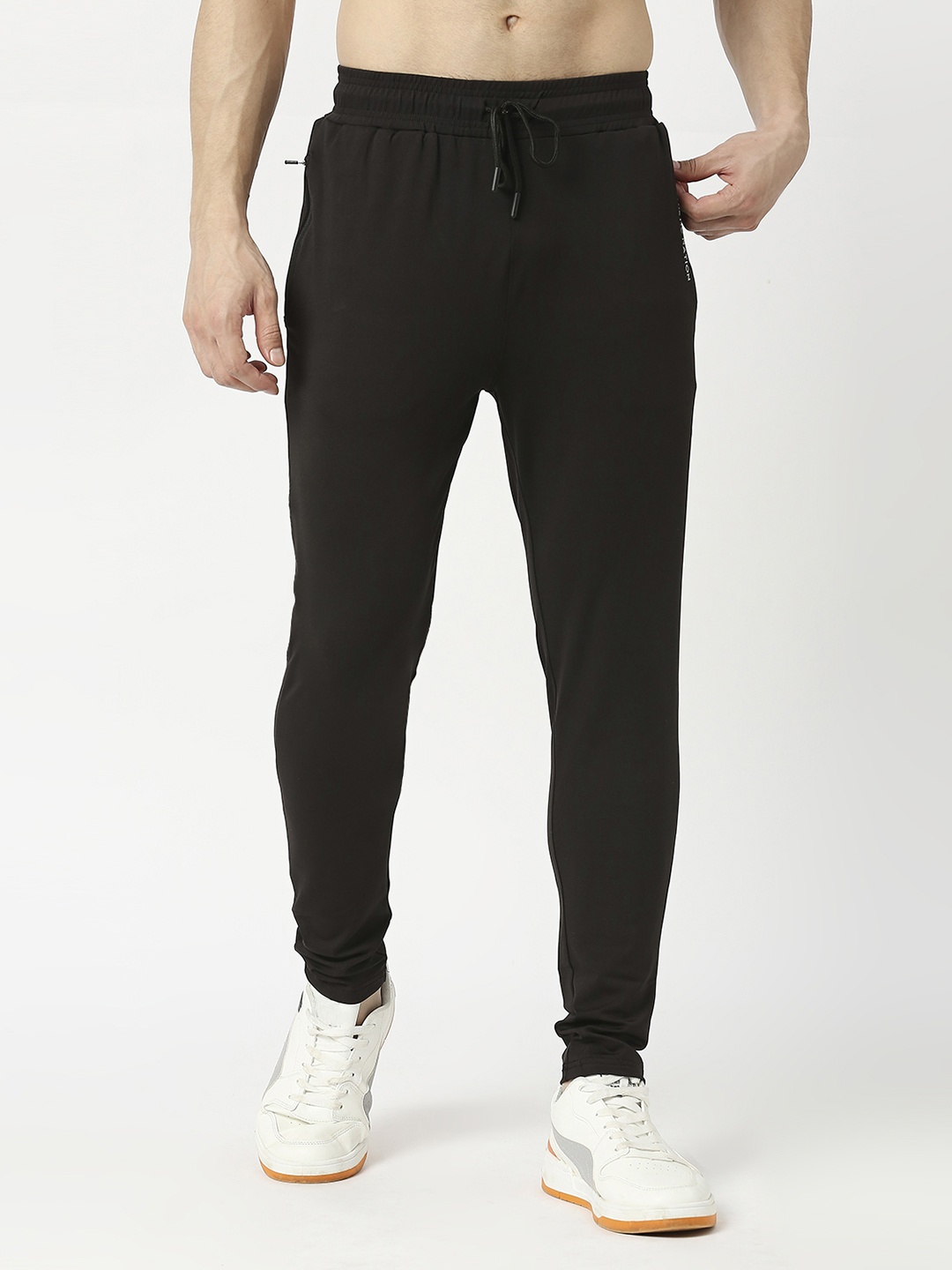 

AESTHETIC NATION Men Black Solid Slim-Fit Track Pants