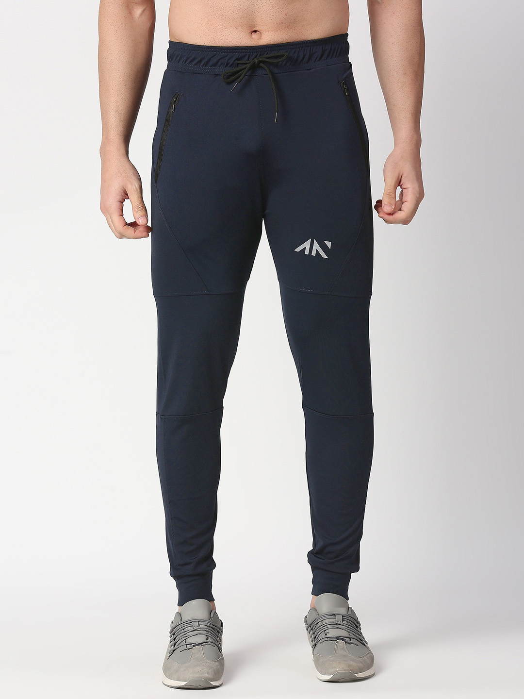 

AESTHETIC NATION Men Navy Blue Solid Slim-Fit Joggers