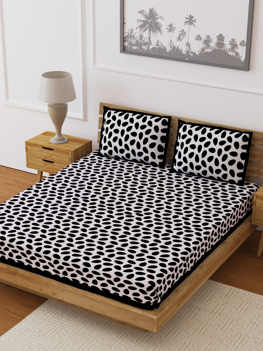 

LIVING ROOTS Black & White Floral 210 TC Cotton 1 Queen Bedsheet with 2 Pillow Covers