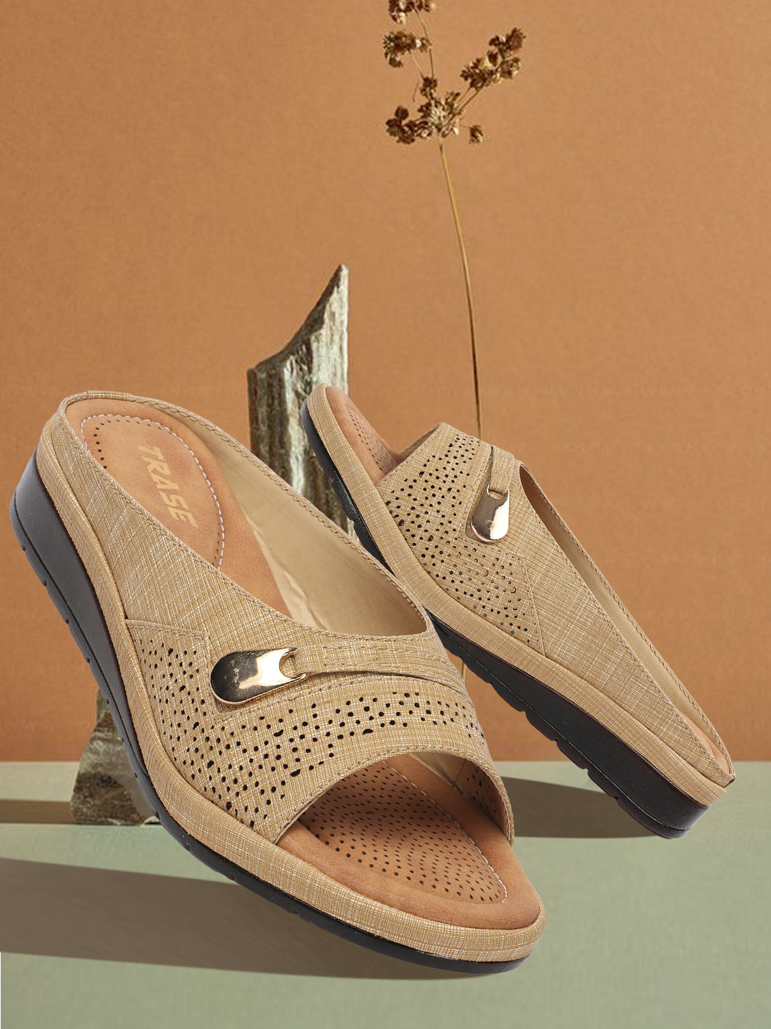 

TRASE Women Beige Solid Sandals