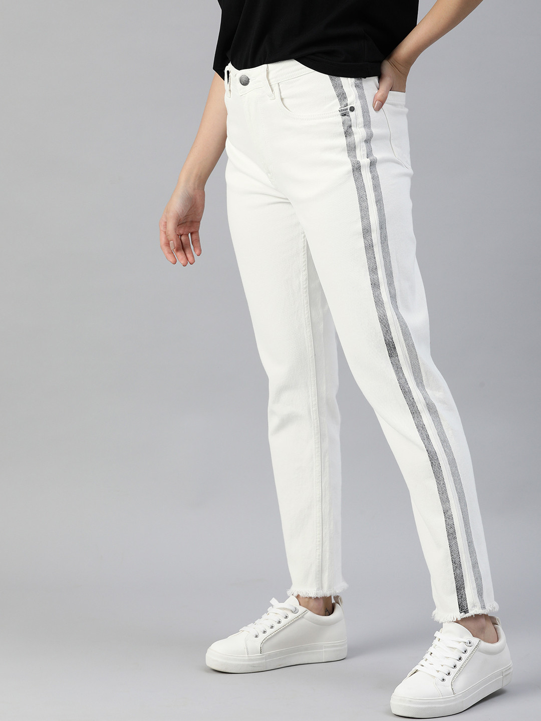 

Mast & Harbour Women White Mid-Rise Boyfriend Fit Side Striped Stretchable Jeans
