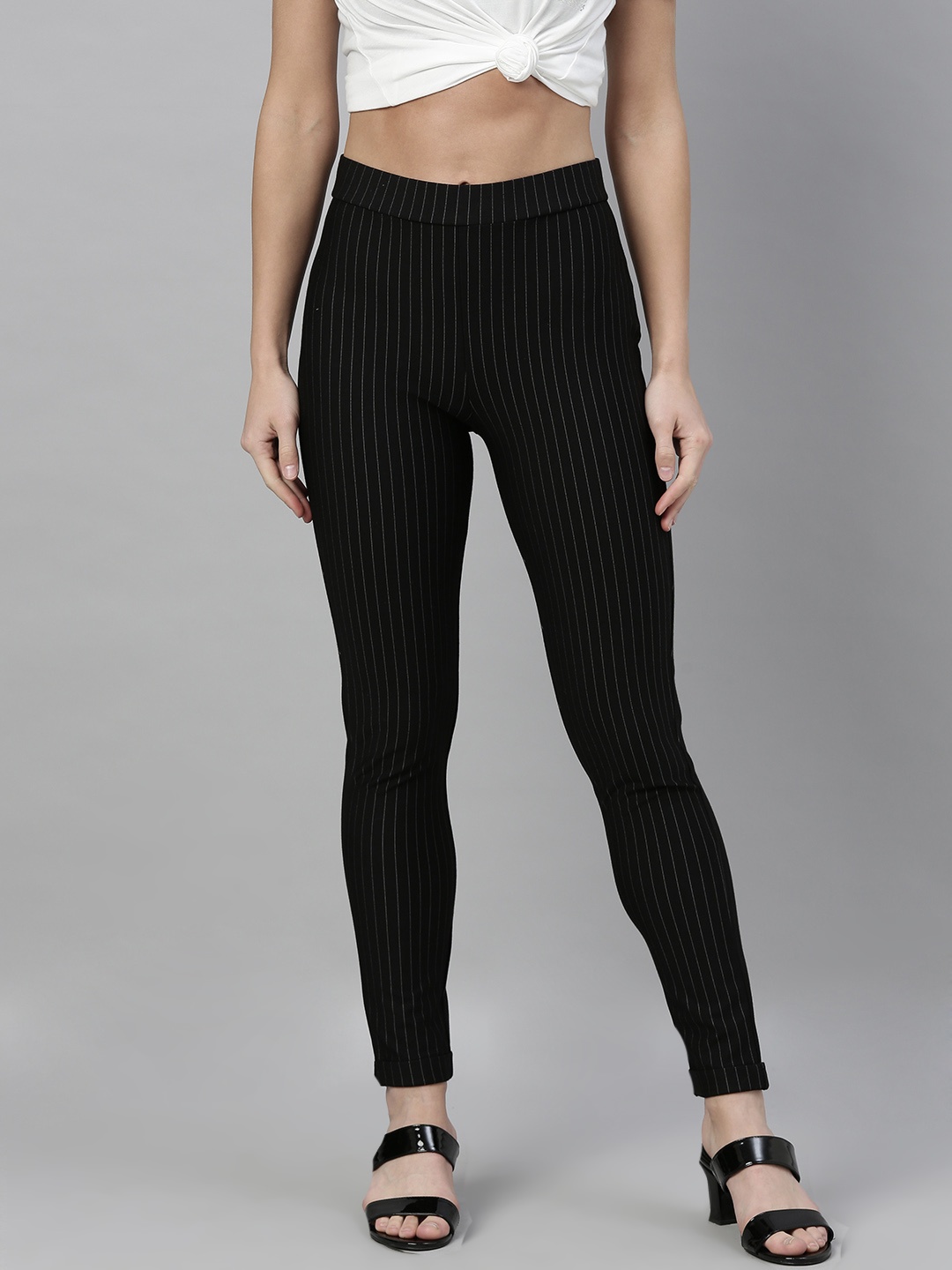 

Vero Moda Women Black & White Striped Ankle Length Treggings