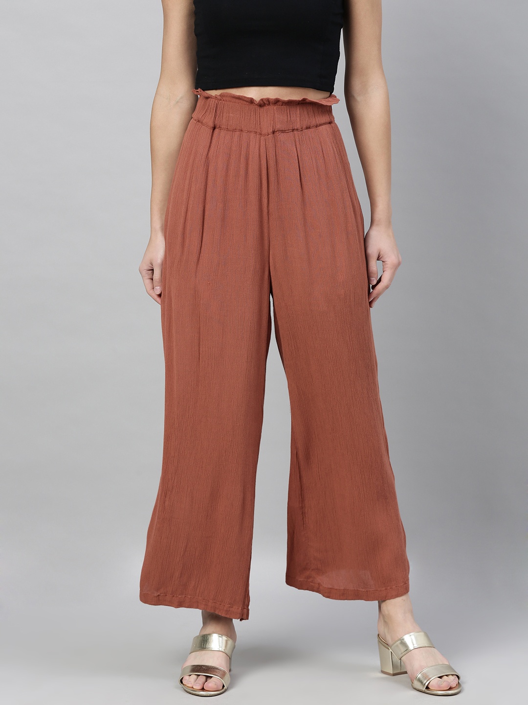 

Vero Moda Women Brown Regular Fit Solid Regular Trousers