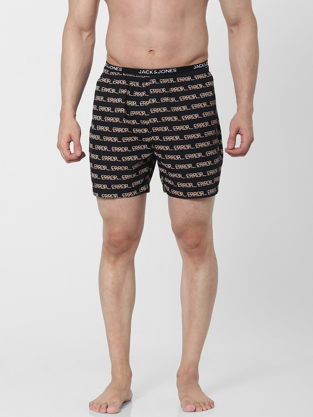

Jack & Jones Men Black & Off-White Printed Boxers 2443568001