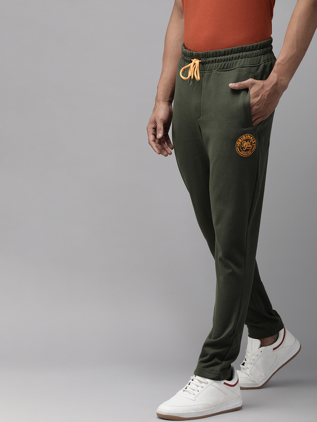 

Jack & Jones Men Olive Green Solid Straight Fit Track Pants