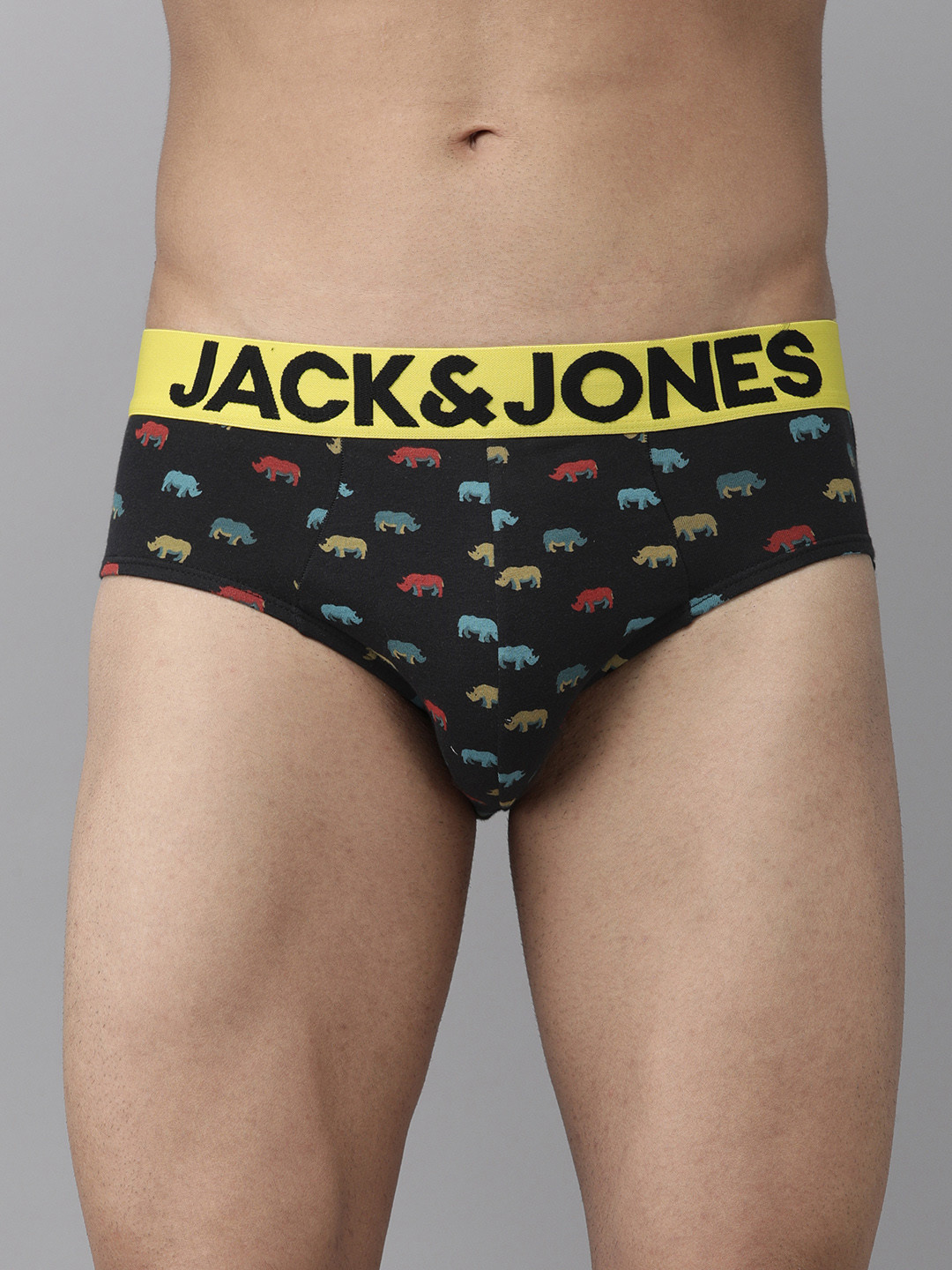 

Jack & Jones Men's Black and Multi-Color Printed Briefs 2292124001