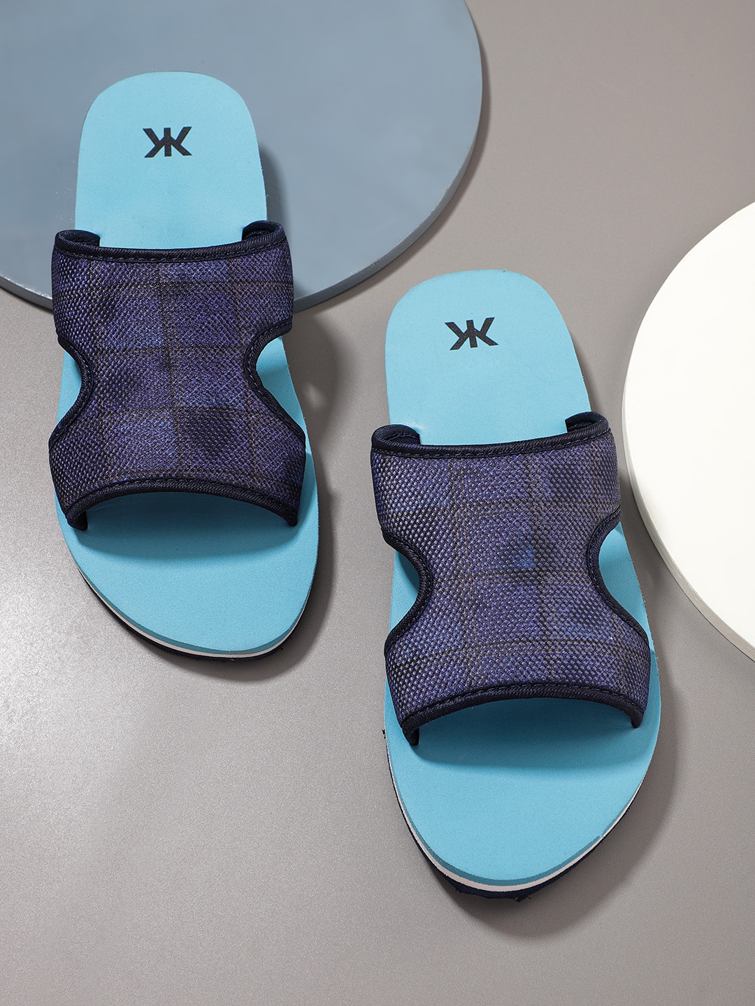 

Kook N Keech Men Blue & Beige Checked Sliders with Cut Out Detail
