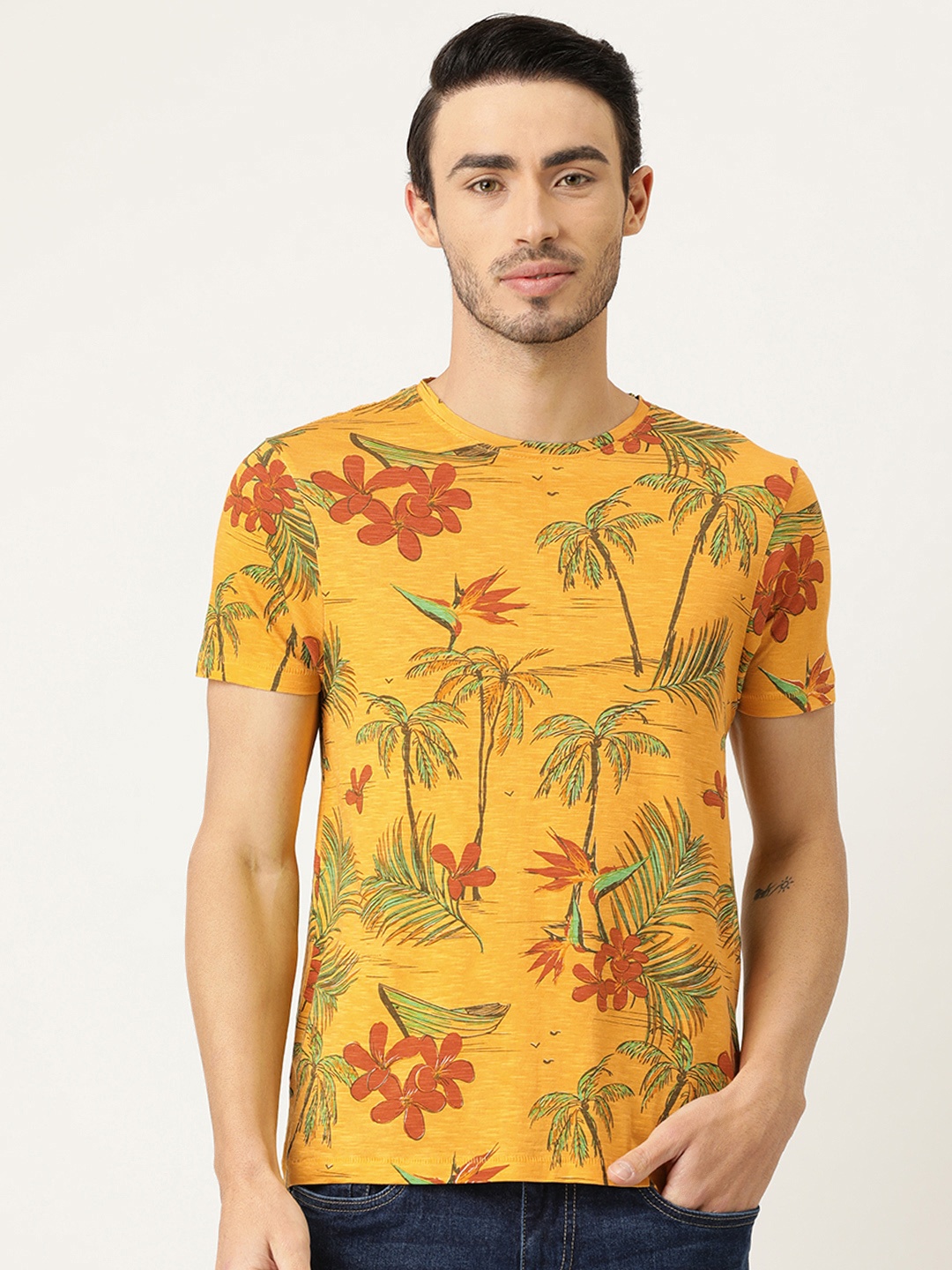 

Flying Machine Men Yellow Green Tropical Printed Round Neck Pure Cotton T-shirt