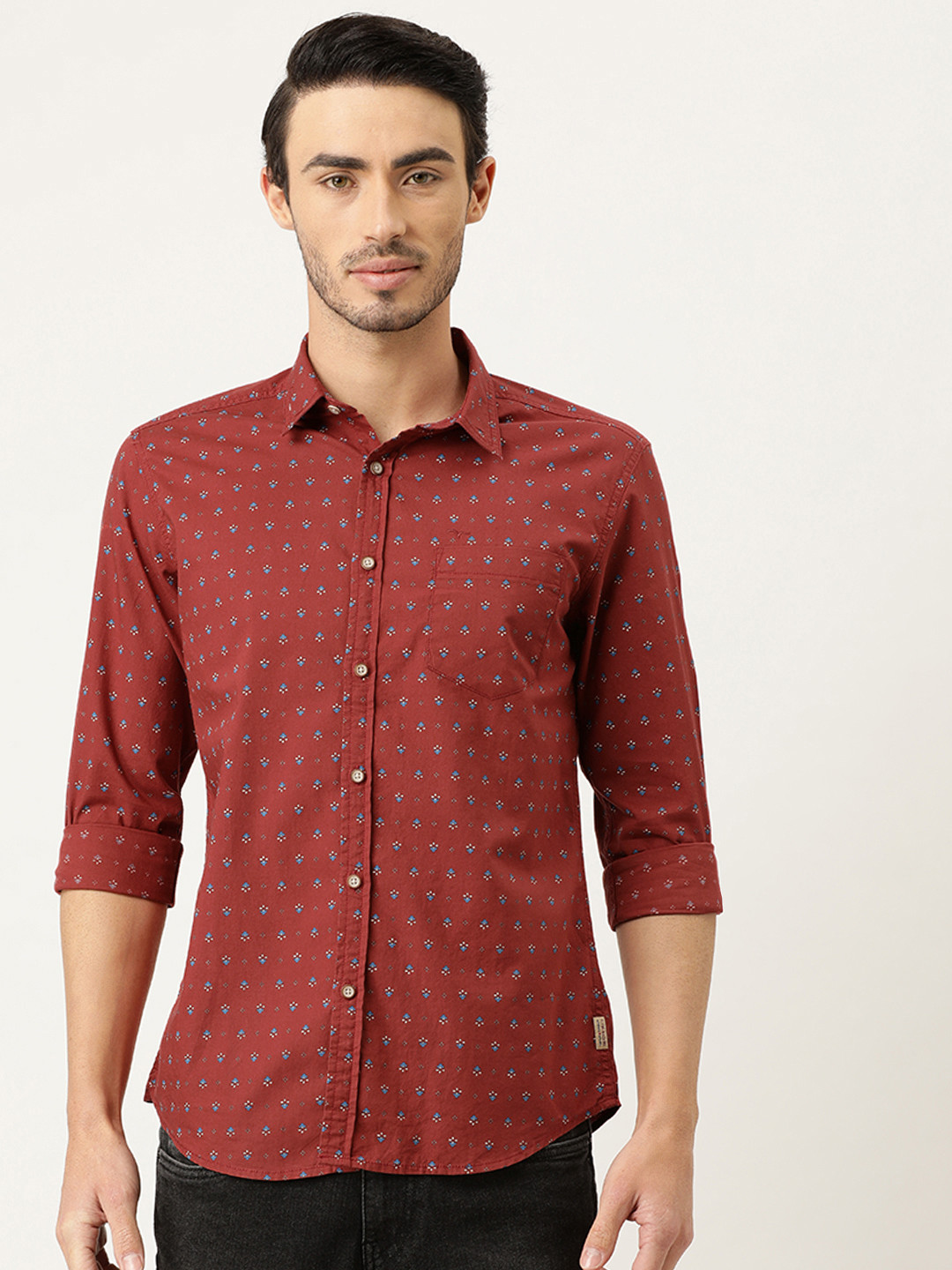 

Flying Machine Men Maroon & Blue Slim Fit Printed Casual Shirt