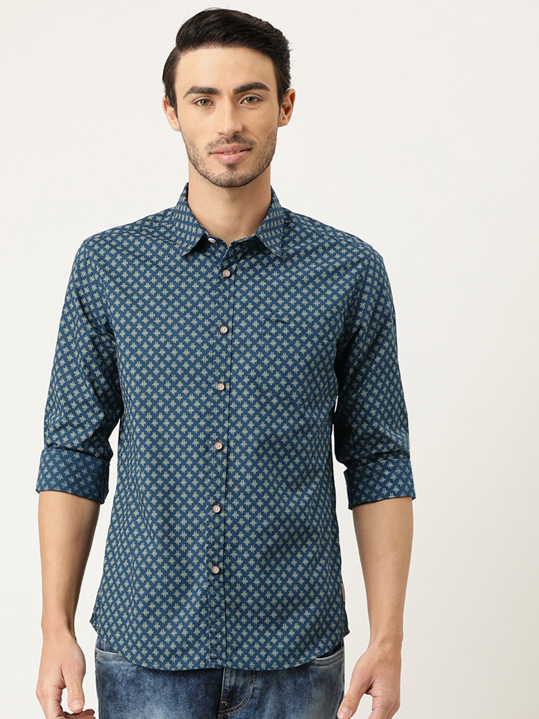 

Flying Machine Men Blue & Green Slim Fit Printed Casual Shirt