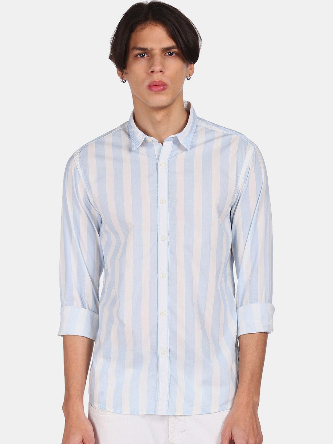

Flying Machine Men Blue Regular Fit Striped Cotton Casual Shirt