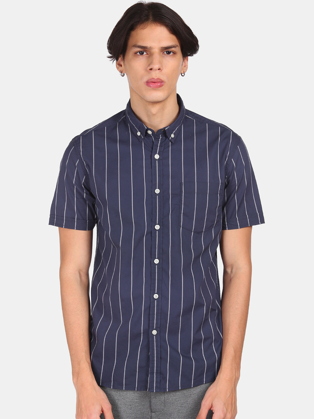 

Flying Machine Men Blue & Off-White Regular Fit Striped Casual Shirt