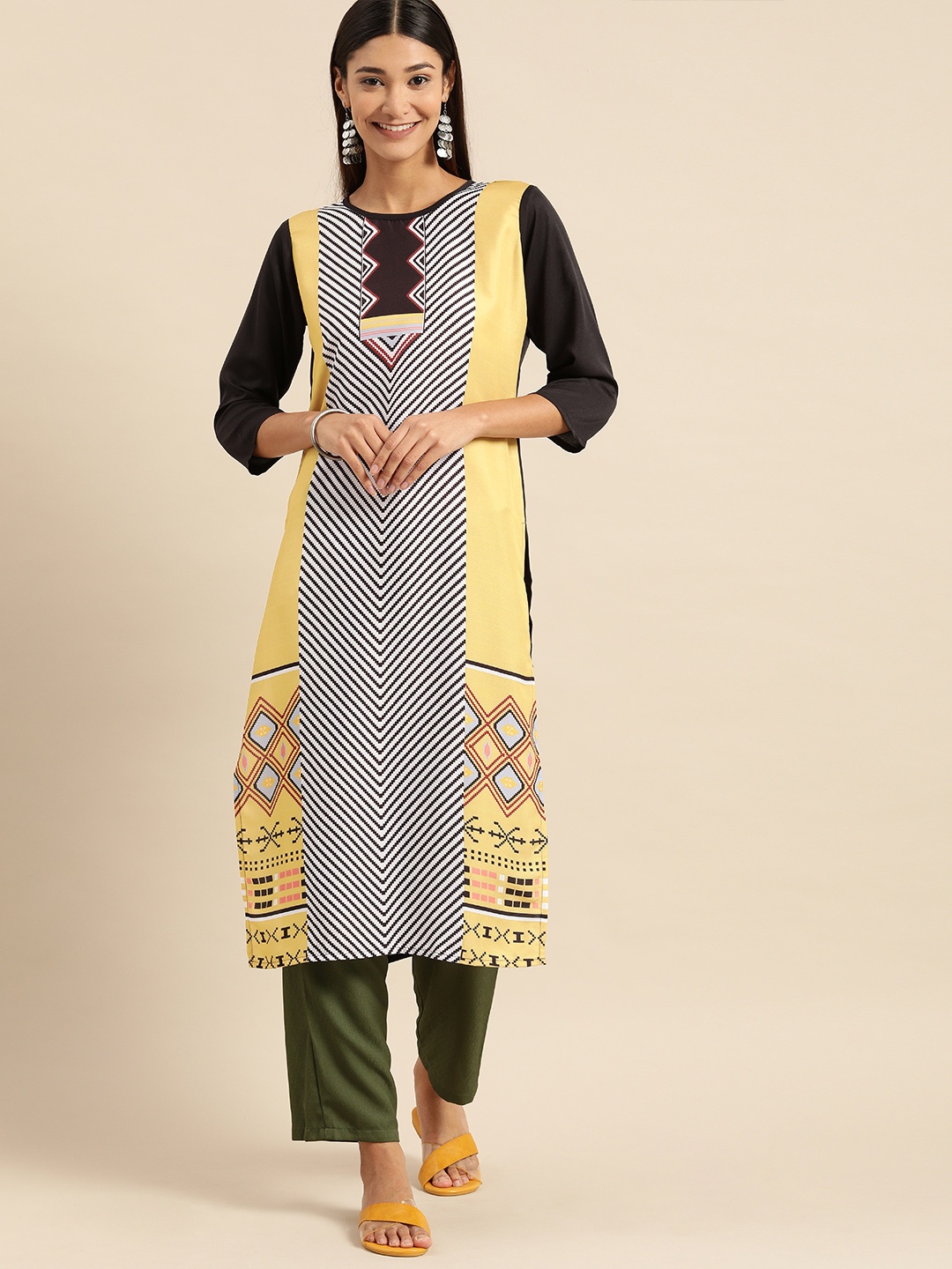 

Rajnandini Women White & Yellow Printed Crepe Kurta