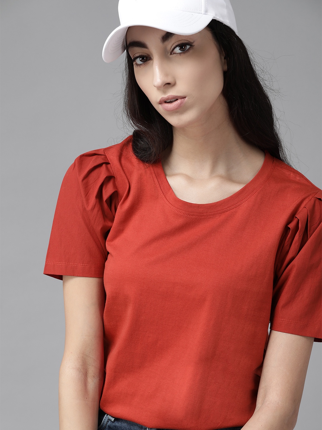 

The Roadster Lifestyle Co Women Red Solid Puff Sleeves Top