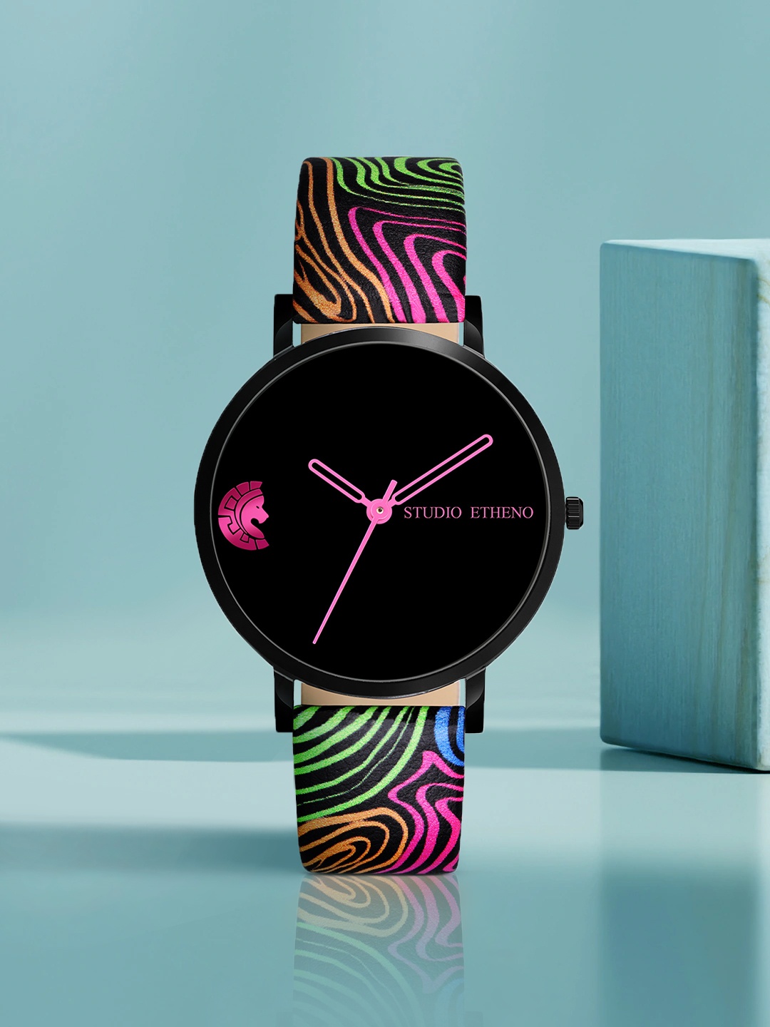 

STUDIO ETHENO Women Rose & Black Analogue Watch ABS-1