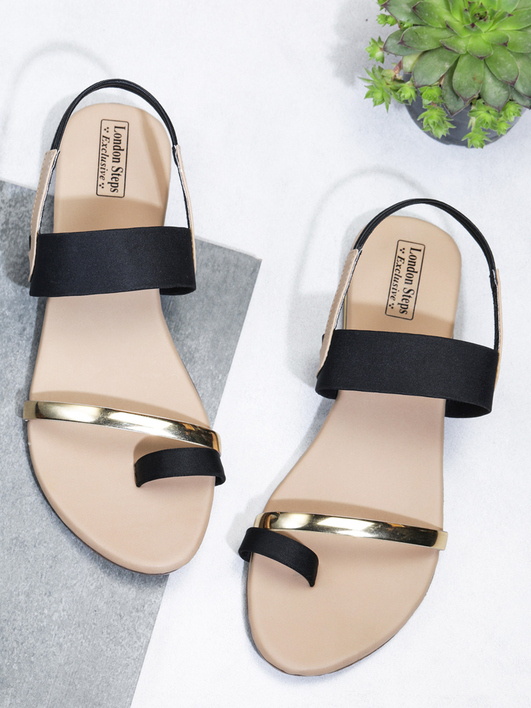

LONDON STEPS Women Black Solid Open Toe Flats