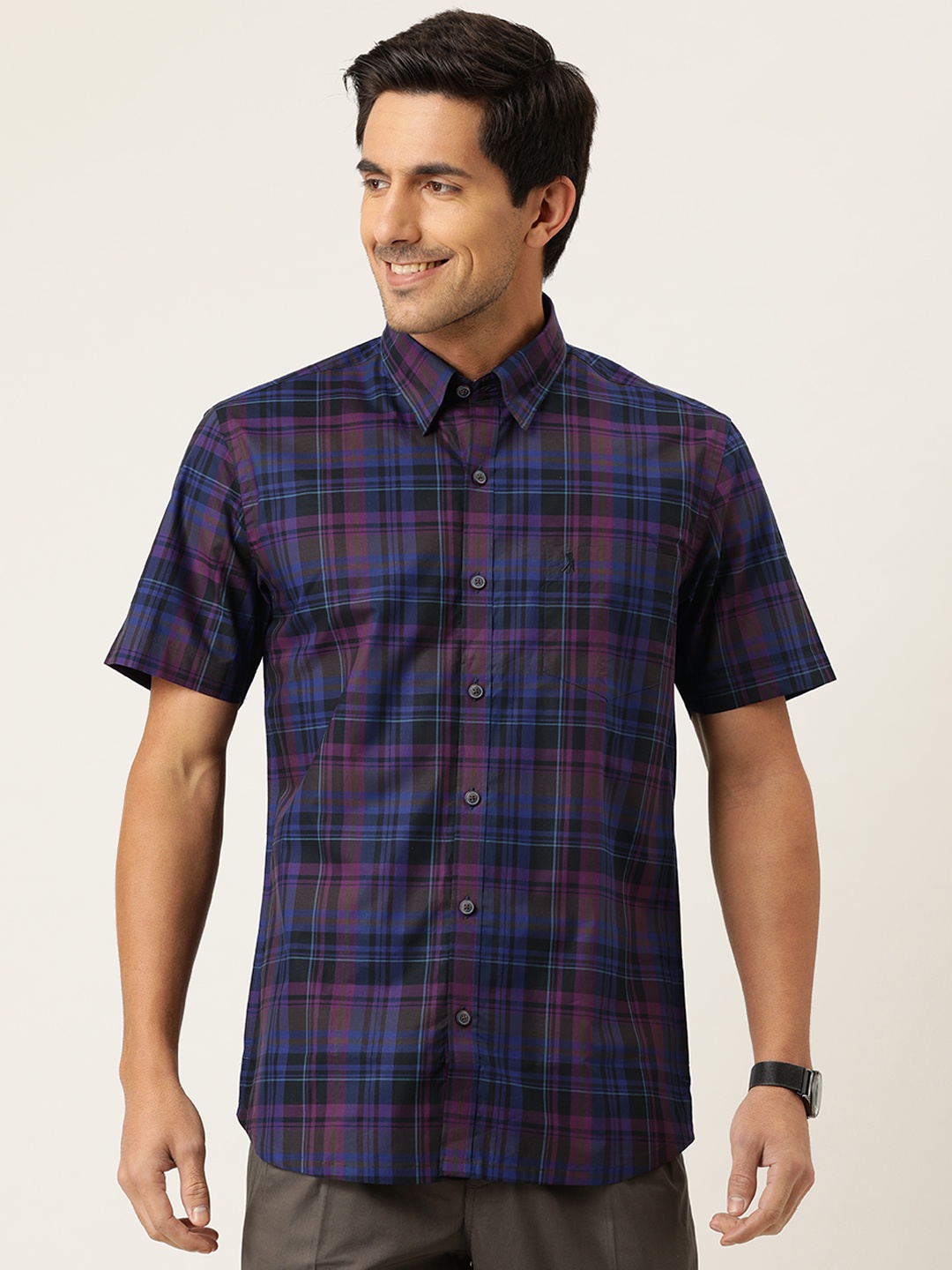 

Burnt Umber Men Purple & Blue Regular Fit Checked Casual Shirt