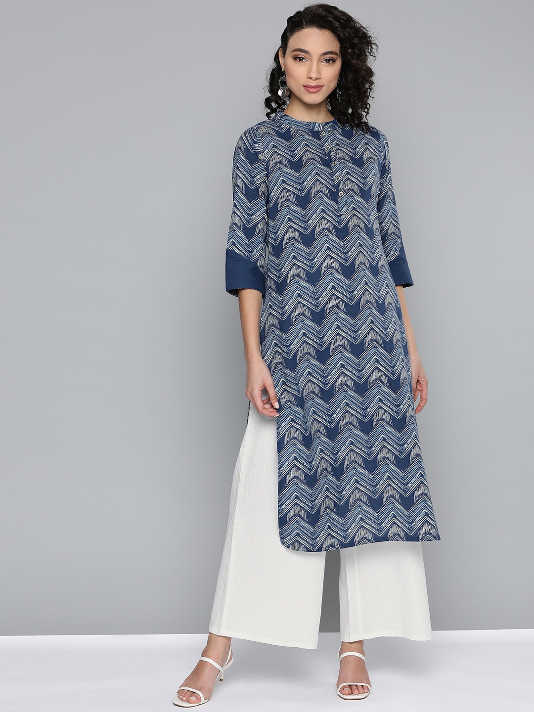 

HERE&NOW Women Navy Blue & White Printed Pure Cotton Kurta with Solid Palazzos