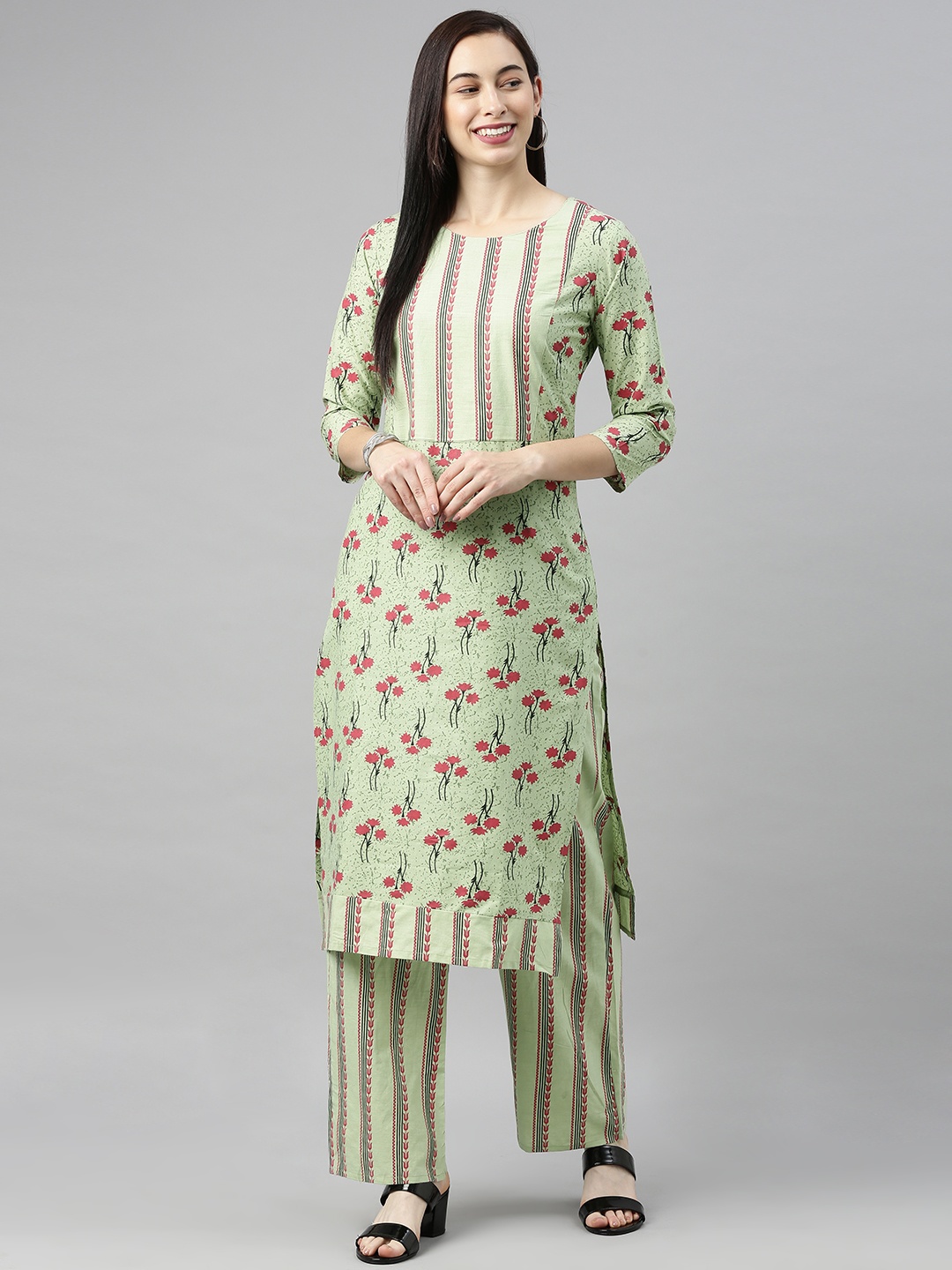 

Blissta Women Green Printed Kurta with Palazzos