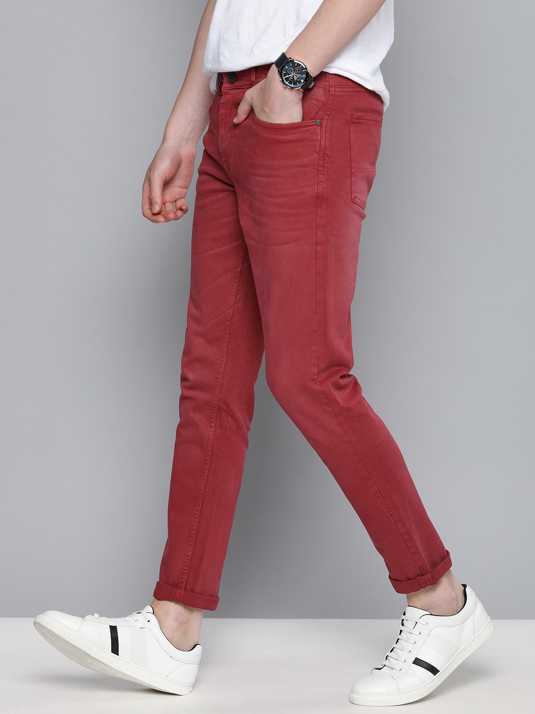 

Mast & Harbour Men Red Slim Tapered Fit Mid-Rise Clean Look Jeans