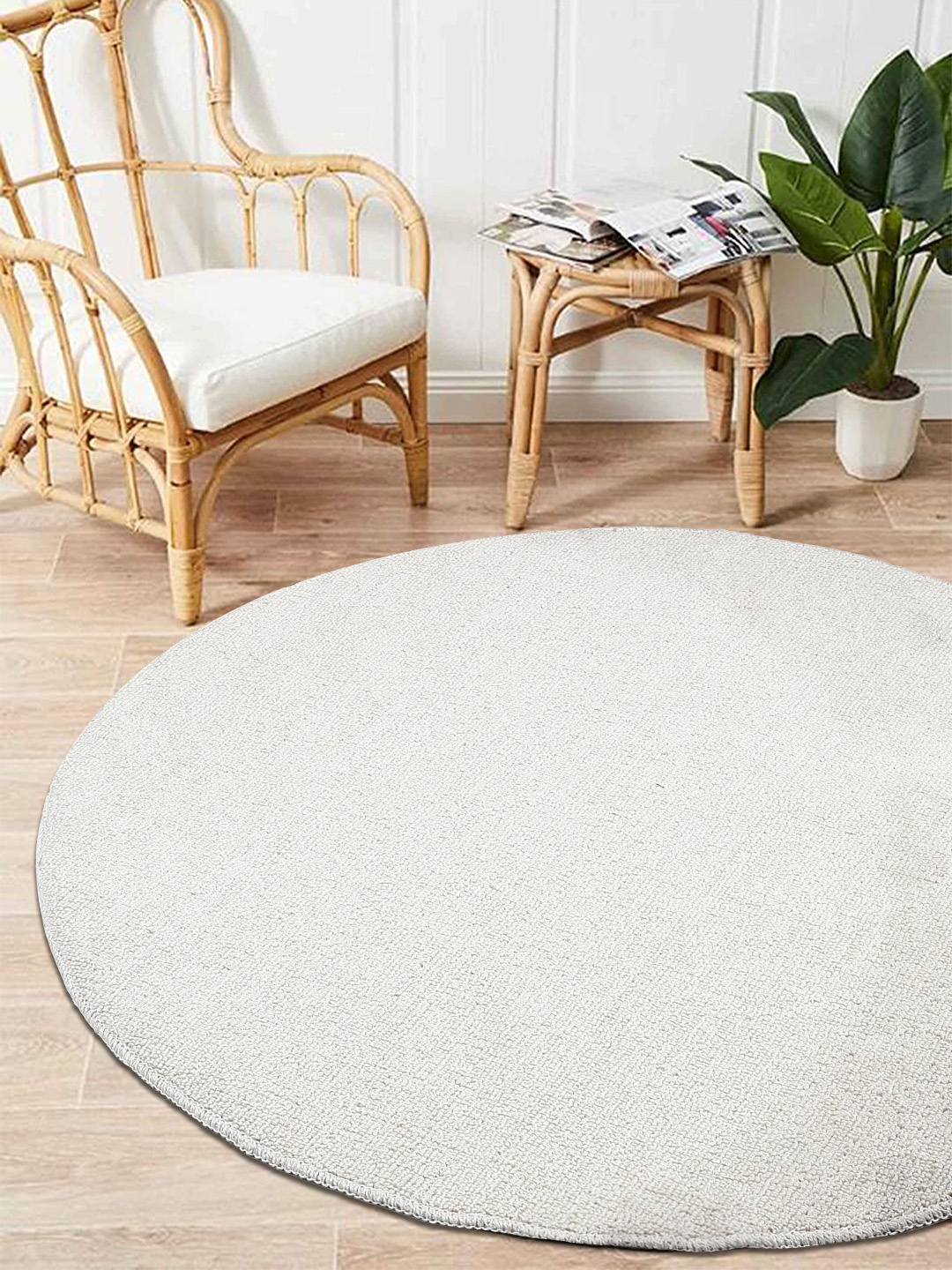 

Saral Home Beige Solid Round Anti-Skid Floor Mat