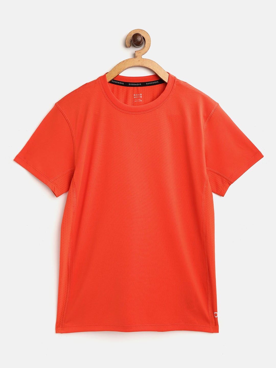 

Marks & Spencer Boys Red Solid Round Neck Moisture Wicking Sports T-shirt