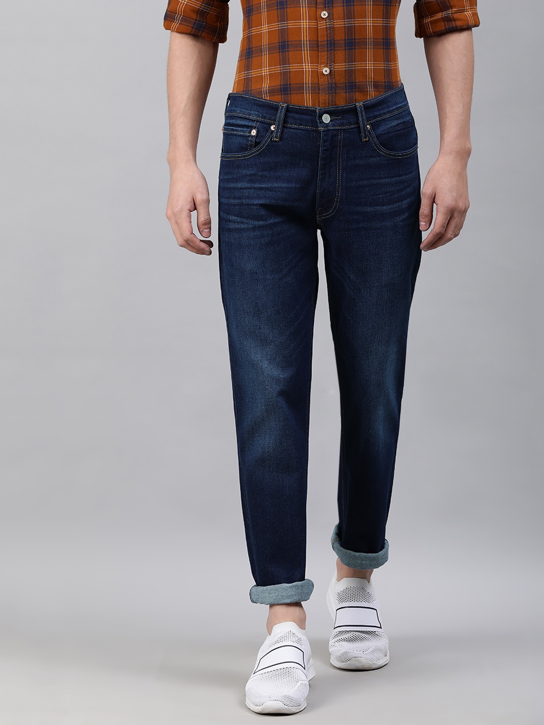 

Levis Men Blue 511 Slim Fit Light Fade Stretchable Jeans