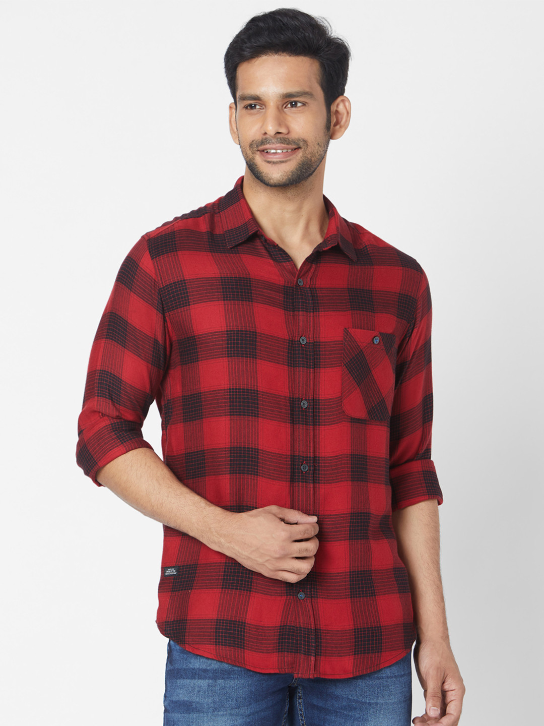 

Mufti Men Red & Navy Blue Slim Fit Checked Casual Shirt