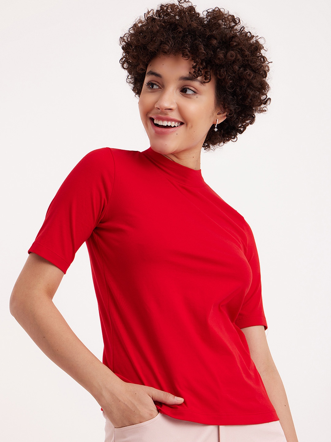 

FableStreet Women Red Solid V-Neck T-shirt