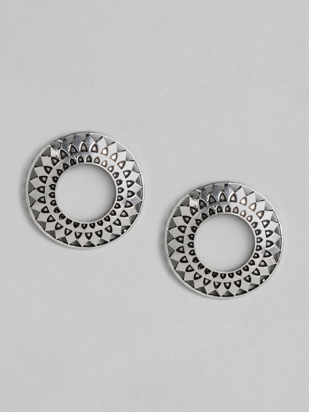 

justpeachy Silver-Plated Oxidised Circular Studs