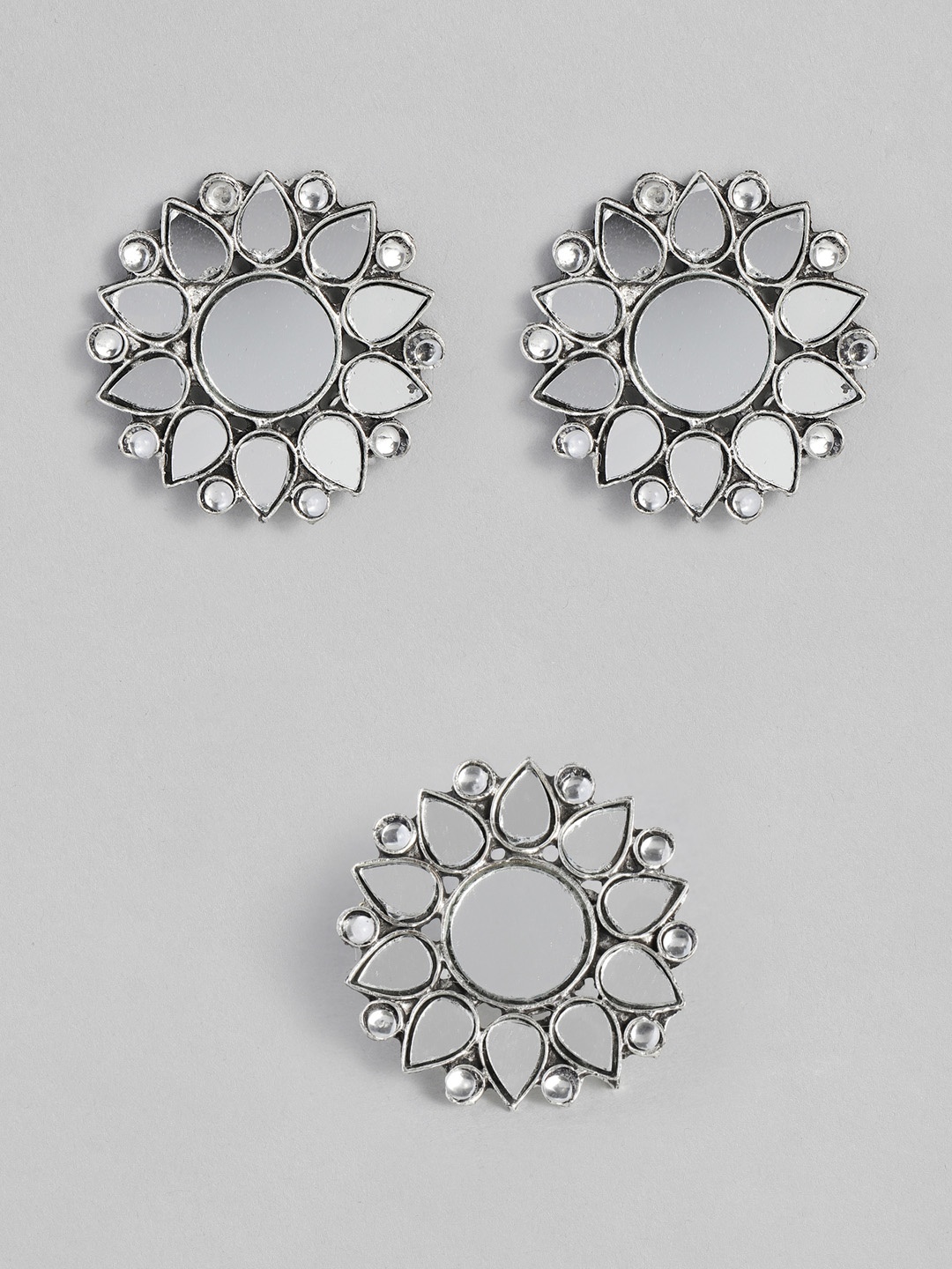 

justpeachy Oxidized Silver-Plated Mirror Studded Jewellery Set