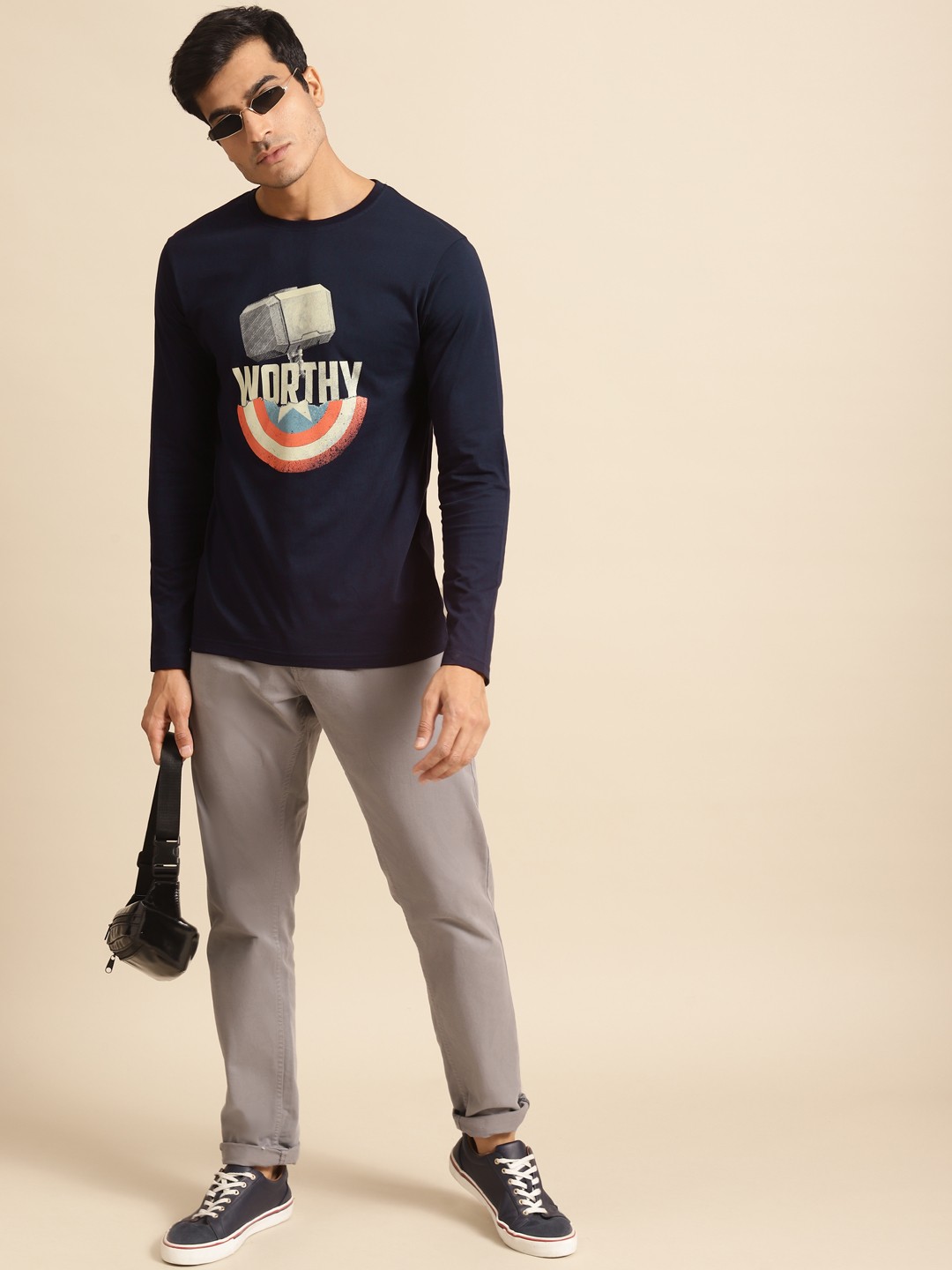

Bewakoof Official Marvel Merchandise Worthy Full Sleeve T-Shirt (Avegl), Navy blue