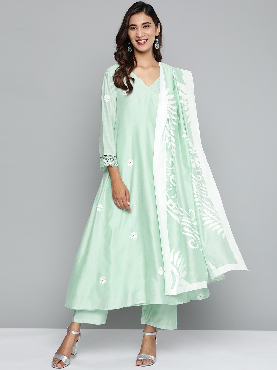 

HERE&NOW Women Green & White Printed Kurta with Trousers & Dupatta
