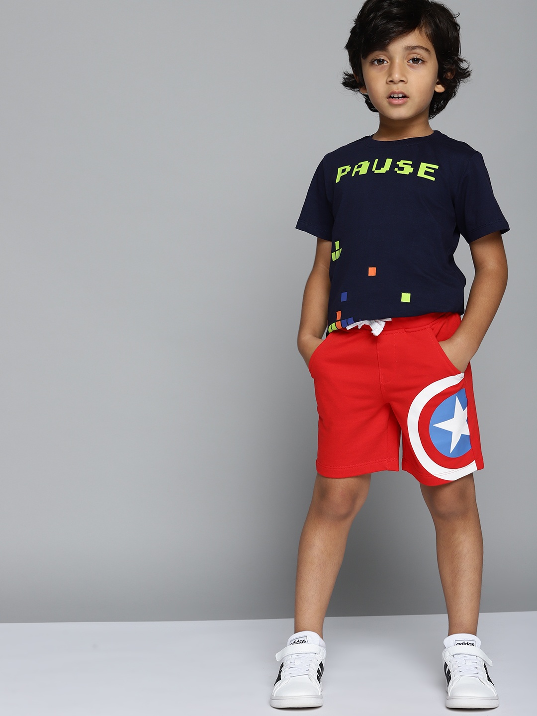 

YK Marvel Boys Red & Blue Pure Cotton Captain America Print Regular Fit Shorts