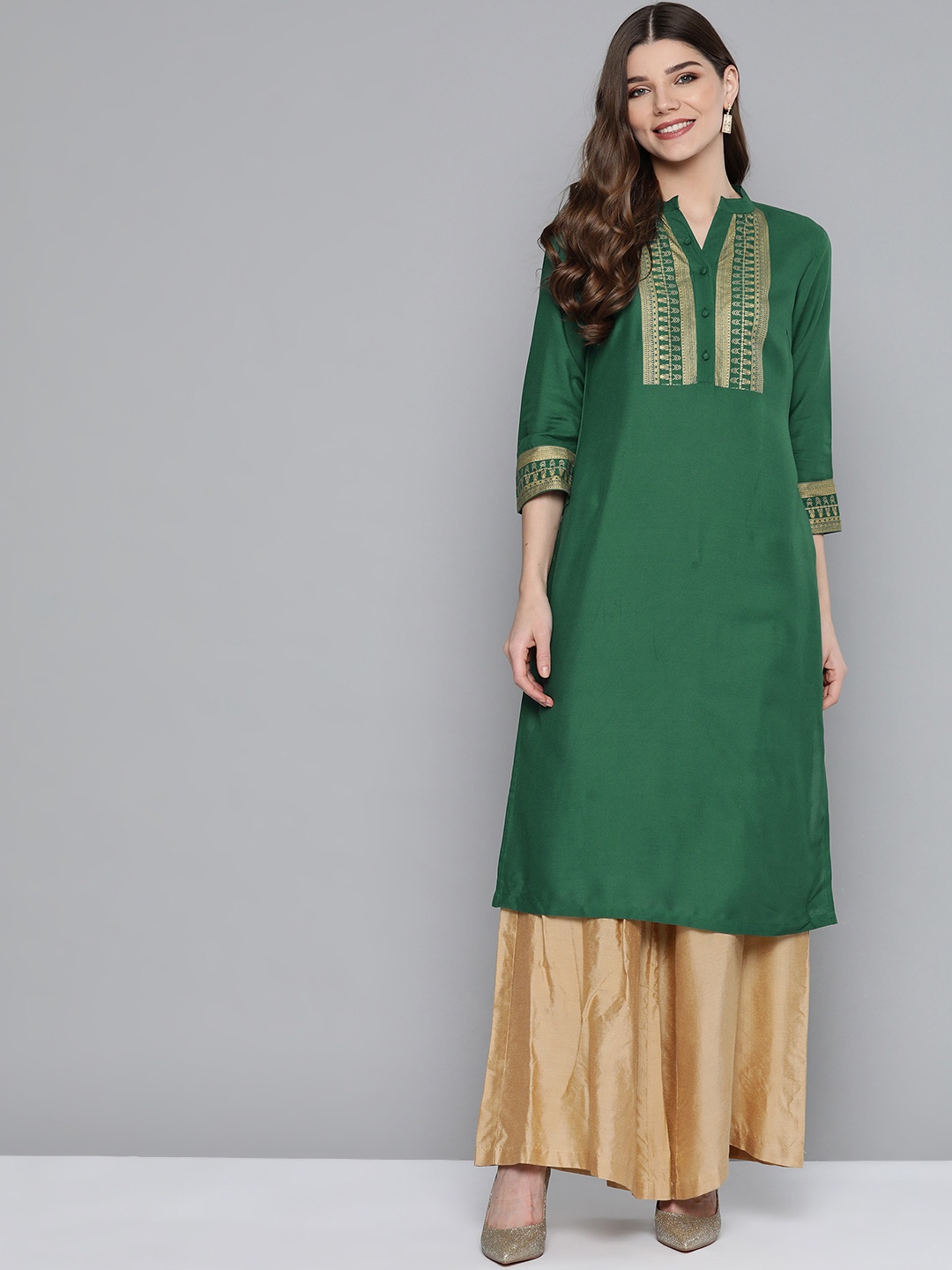 

HERE&NOW Women Green & Golden Yoke Design Straight Kurta