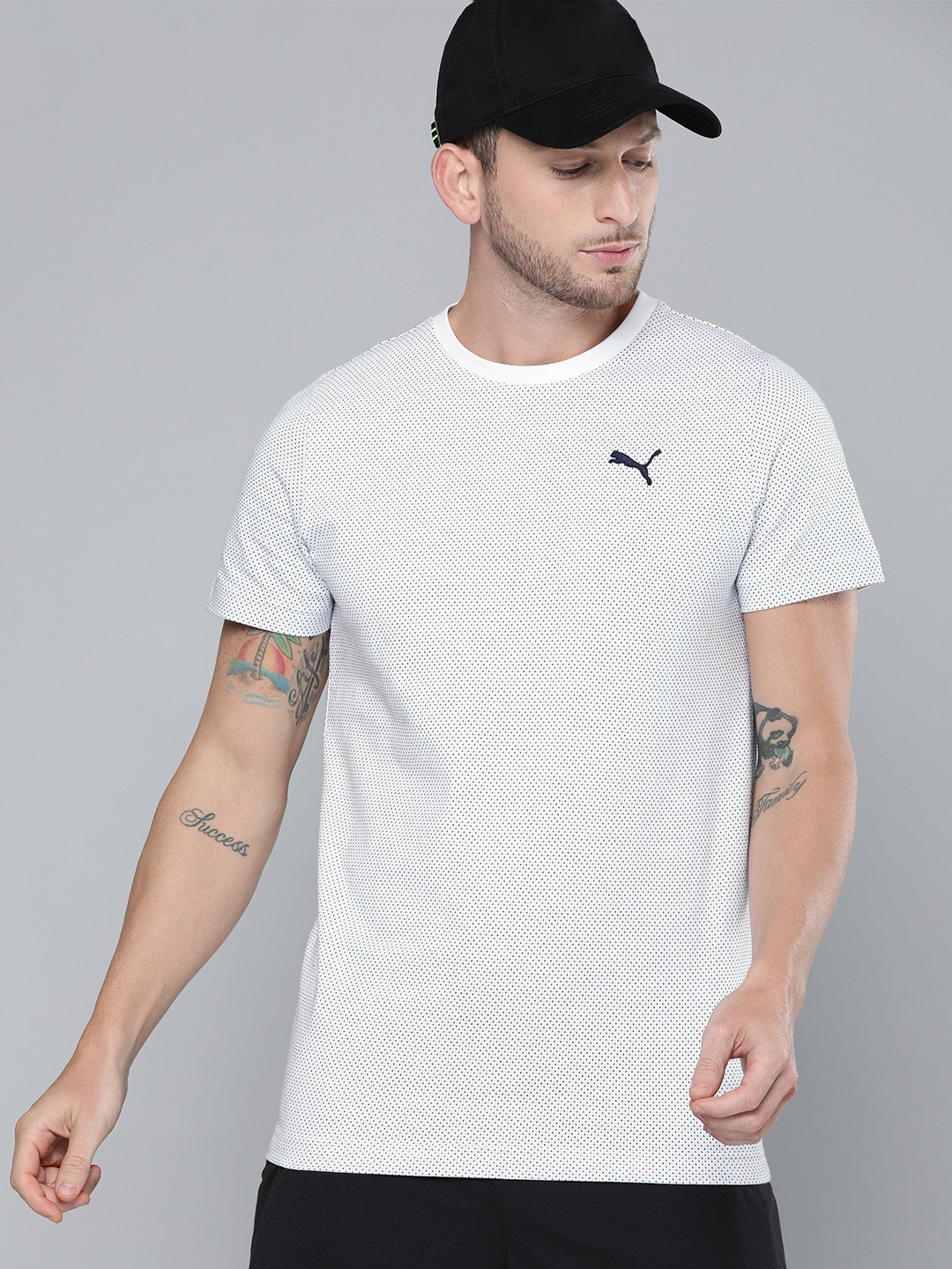 

Puma Men White Solid Jacquard Tee Everfresh Slim Fit Round Neck Pure Cotton T-shirt