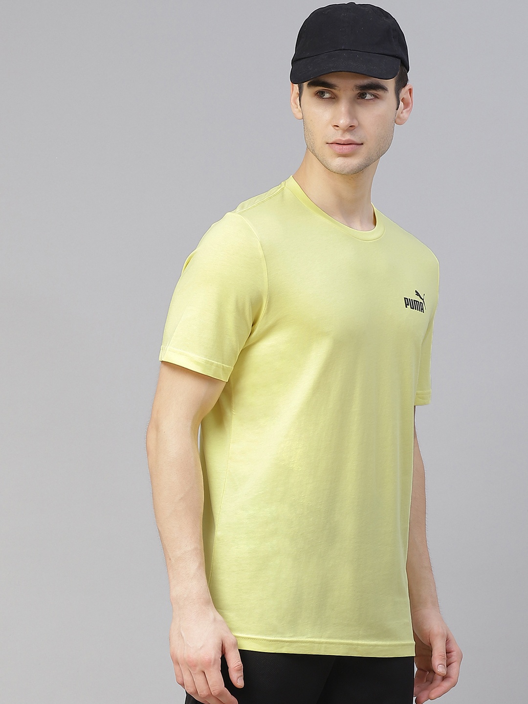 

Puma Men Yellow Solid Pure Cotton Essentials Small Logo Pure Cotton T-shirt