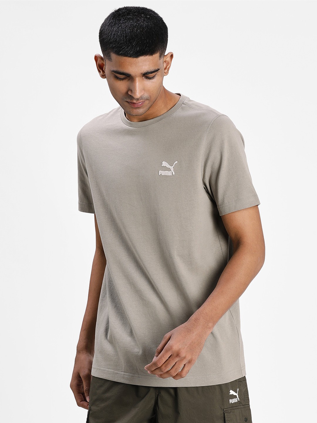 

Puma Men Olive Green Brand Logo Classics Embro T-shirt