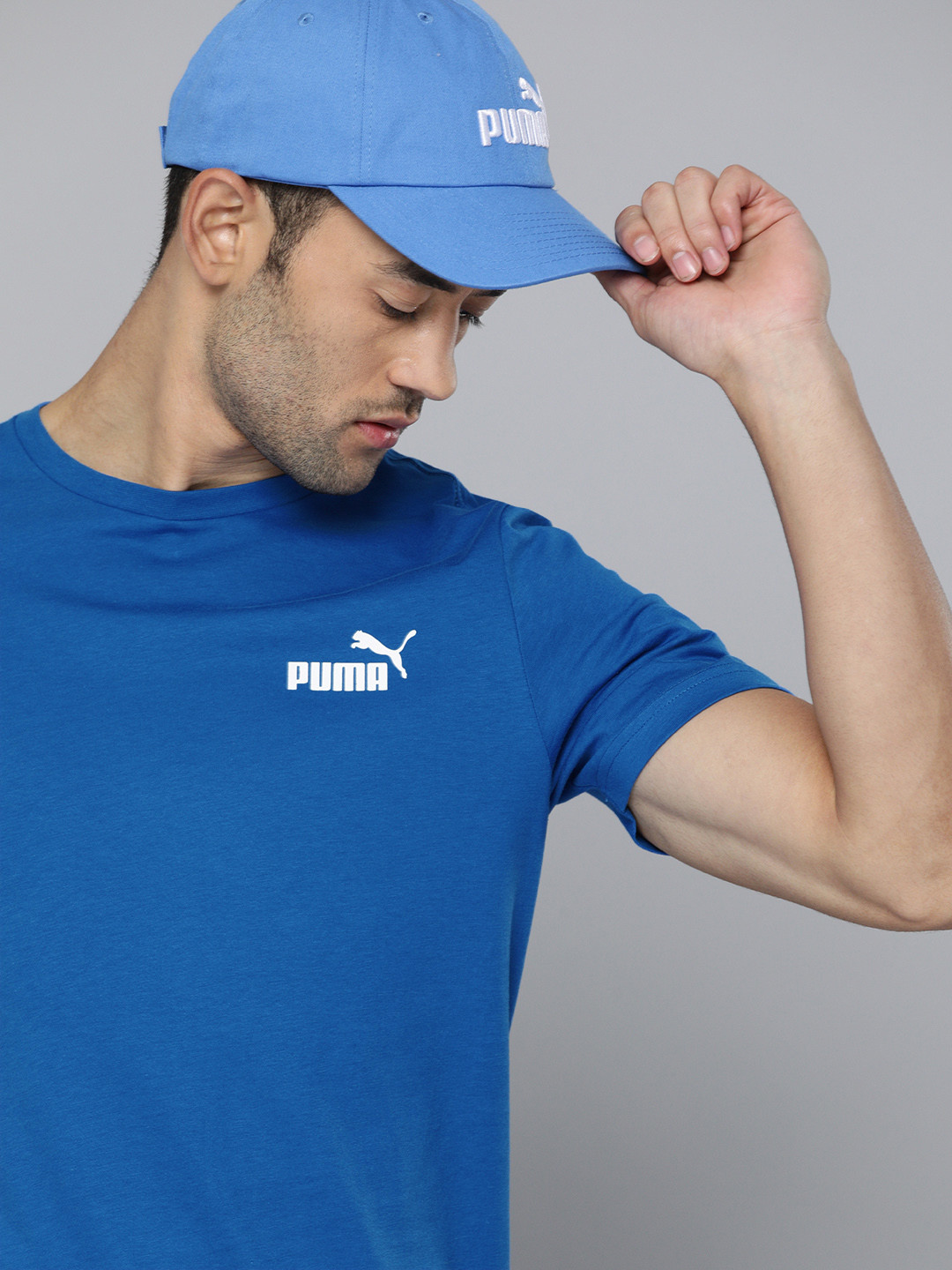 

Puma Men Blue Solid Round Neck ESS Small Logo Pure Cotton T-shirt
