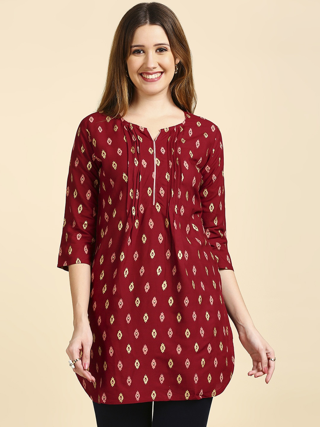 

Anubhutee Women Maroon & Beige Printed Straight Kurta