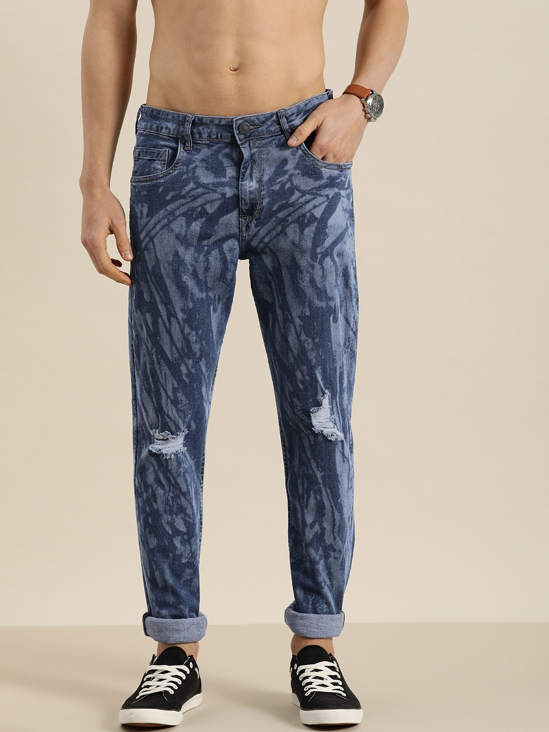 

Moda Rapido Men Blue Slim Fit Mid-Rise Low Distress Acid Wash Stretchable Eco Jeans