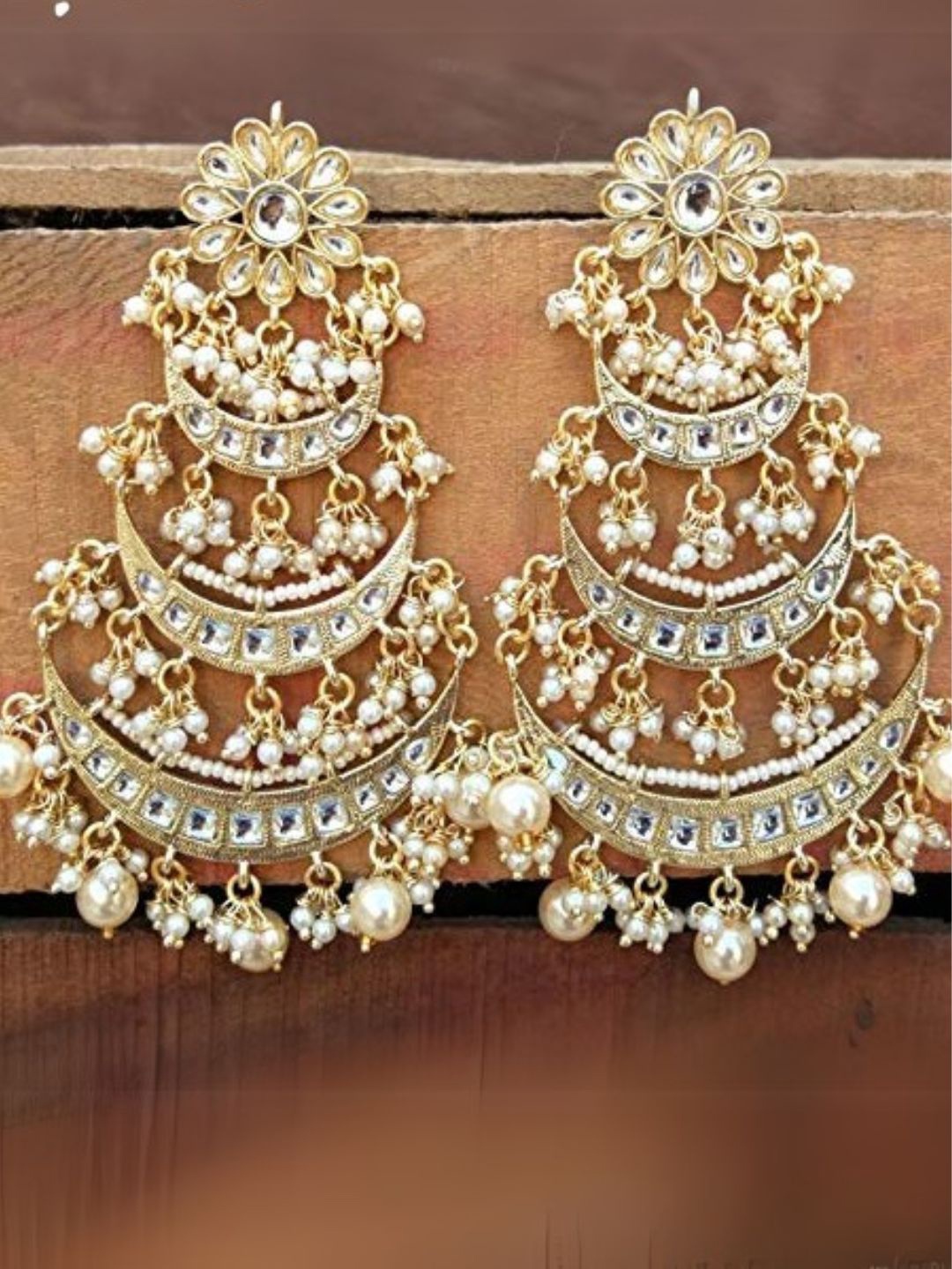 

I Jewels Gold Plated Kundan Pearl Studded Handcrafted Maang Tika with Earrings