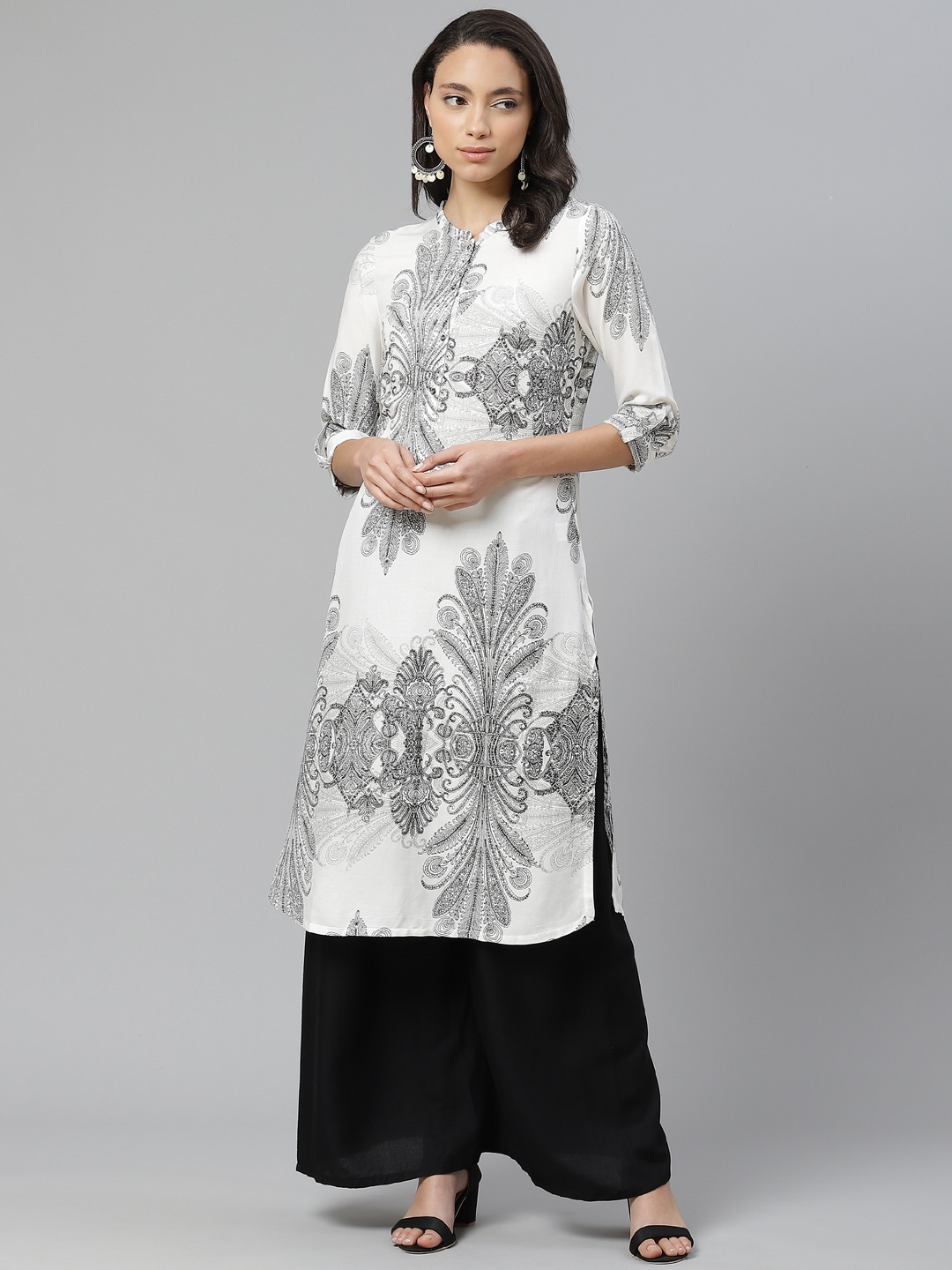 

W Women White & Black Printed Straight Kurta