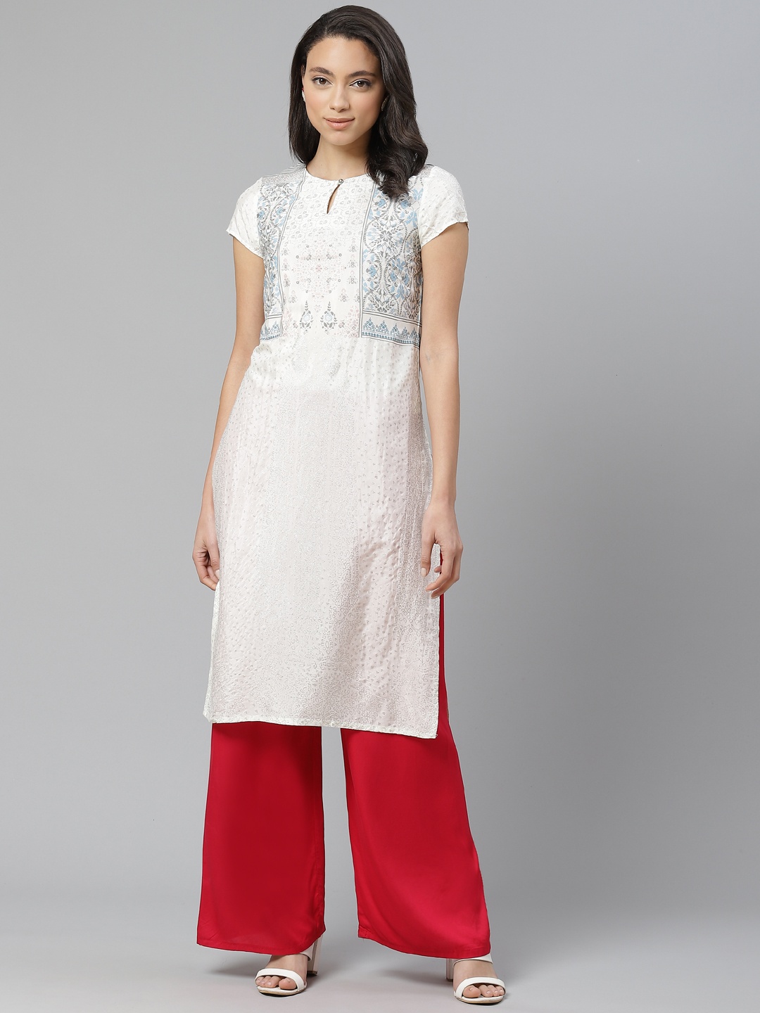 

W Women White & Silver Printed Straight Kurta