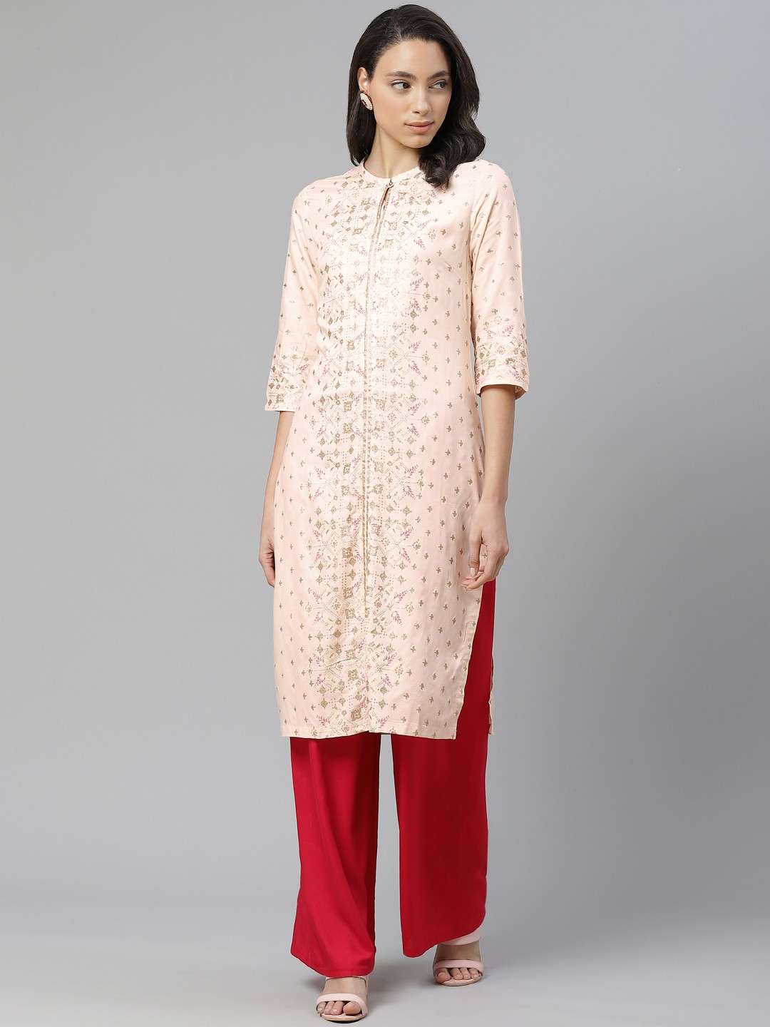 

W Women Peach-Coloured & Golden Printed Straight Kurta