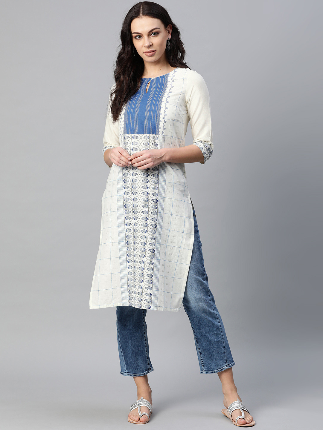 

W Women Off White Ethnic Motifs Print Foil Print Keyhole Neck Kurta