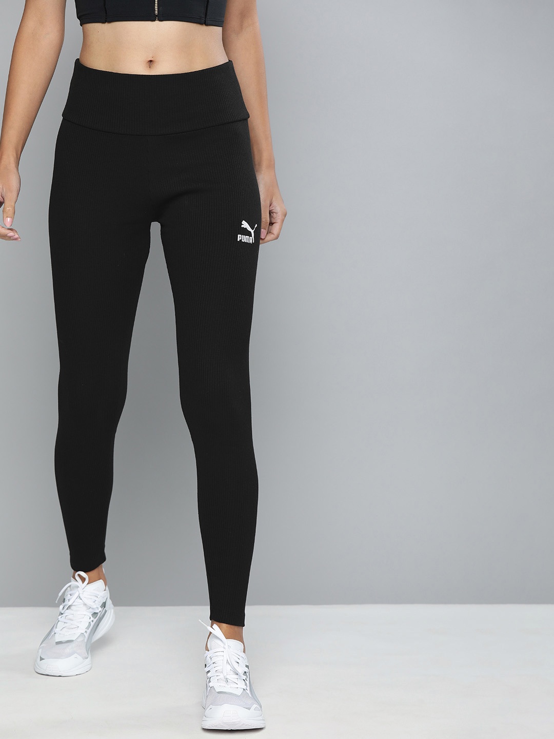 

Puma Women Black Solid Classics HR Rib Tights