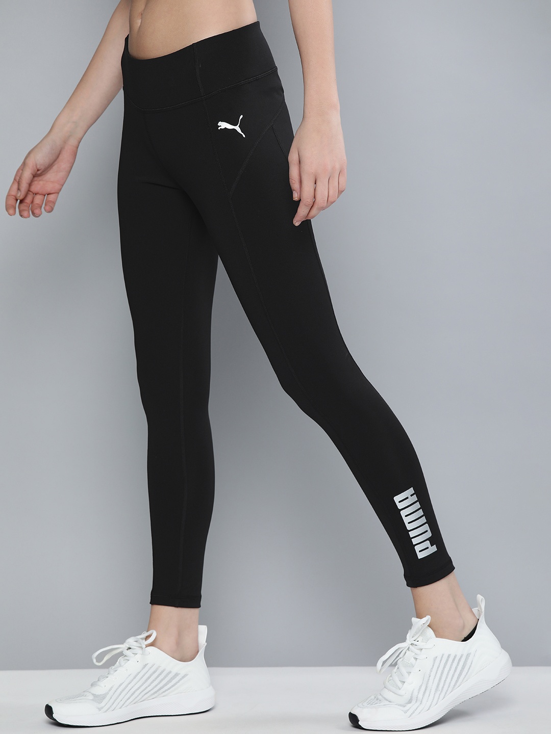 

Puma Women Black Solid dryCELL RTG Training Tights