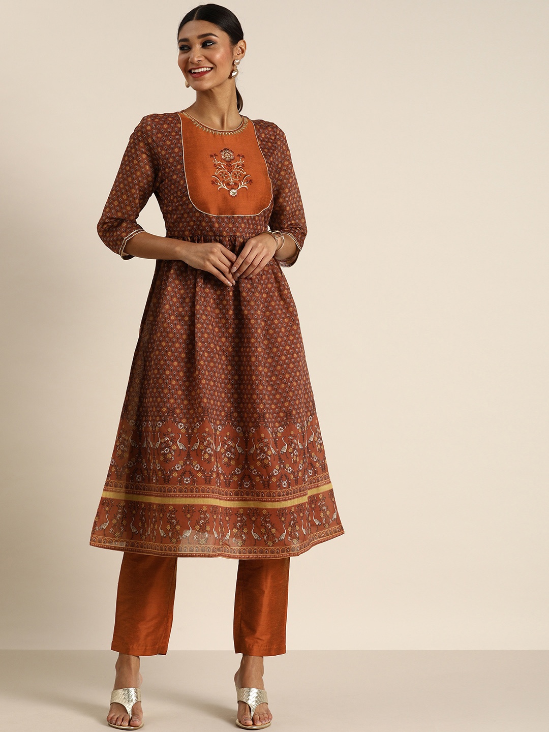 

all about you Women Rust Floral Printed Empire Kurta with Trousers